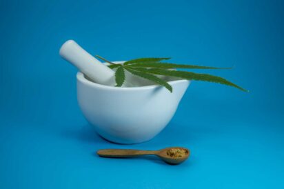 How to Grind Weed Even Without a Grinder