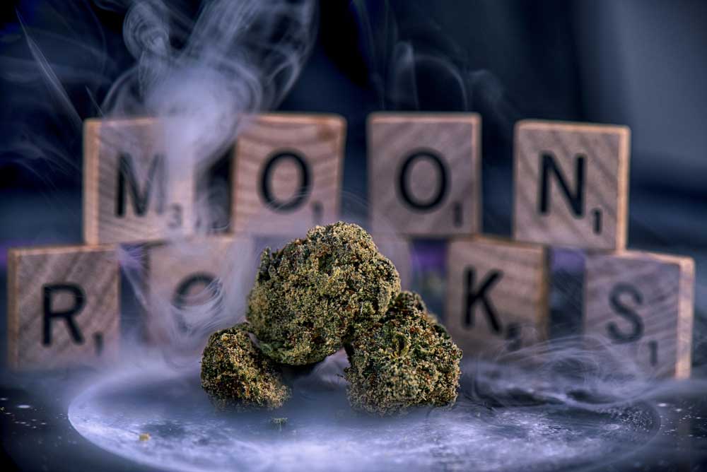 What are Moon Rocks and How to Make one?